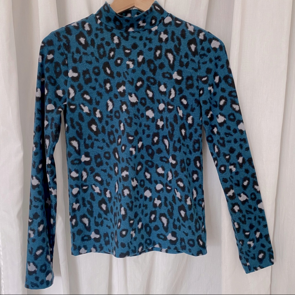 F21 leopard print mock neck top